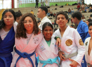 CAPA - Gazeta dos Vales (13)